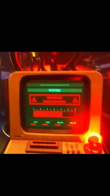 эдит про доктора соера из Poppy playtime 4