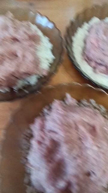 1 кг. фарша ( котлеты,гречанки, фрикадельки)