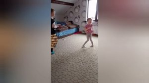 мини-фильм 371790919268