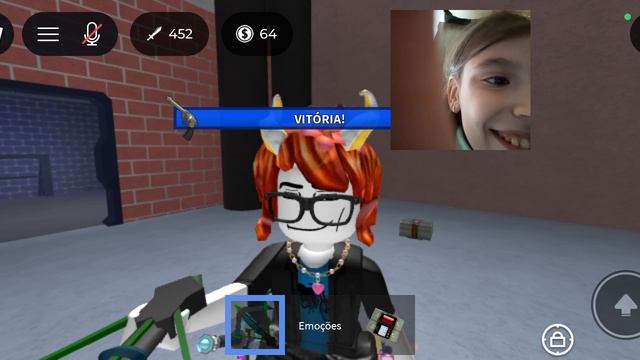 играю в тренер прицеливания в Roblox💖.С лицом