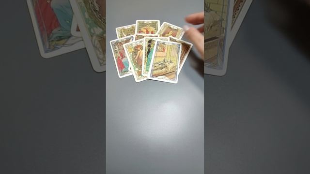 Под какими энергиями пройдет май: финансы, отношения.