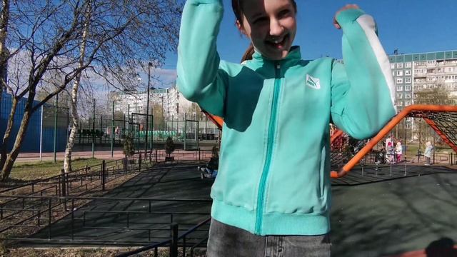 Мы попали в игру в кальмара!!!!