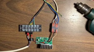 Синхронный пуск пылесоса от инструмента с регулировкой времени задержки на контроллере.