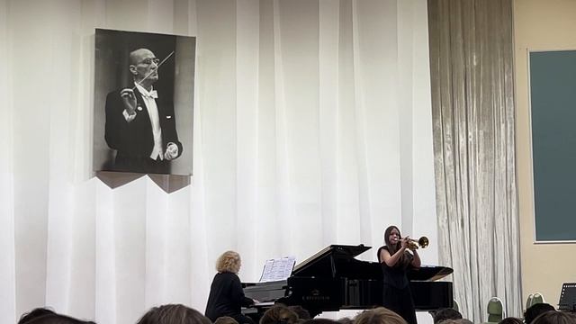 «Лебедь» К.Сен-Санс . Северенкова Милослава, труба