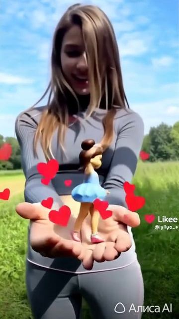 Дюймовочка прилетела на вертолете