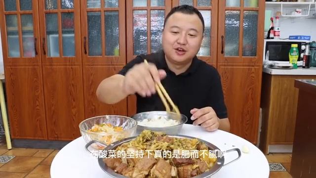 Невероятно вкусная тушеная говядина, которая идеально сочетается с рисом!