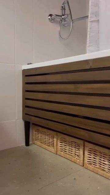 Продуманный экран для ванной