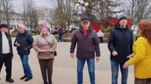 25 апреля.В зеркале