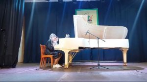 Л. Марченко Охота на моль