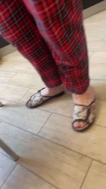 В гостях у Доры и Доминики. Красоту навели, маникюр/педикюр. Марина Сергеевна, благода