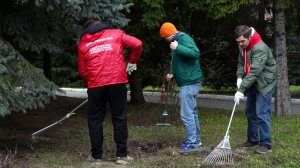 Всероссийский субботник объединил сотни тысяч людей по всей стране.