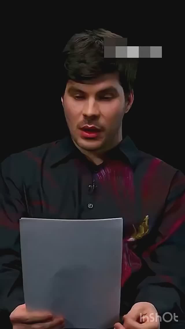 Чего он только не делал😂