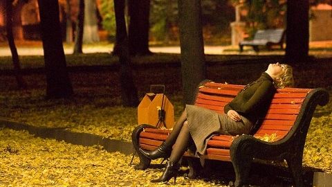 Она решила только с осенью дружить