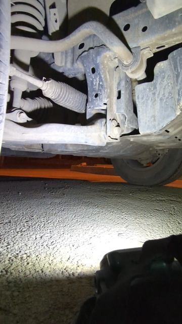 Tank300 стучит стойка стабилизатора