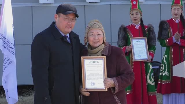 Спасатели Якутии - торжественное построение личного состава в честь Дня Республики