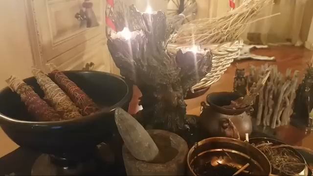 ТРАВЫ В МАГИИ, ЗАЩИТА, ТАЛИСМАНЫ, ОБЕРЕГИ