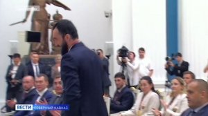 Владимир Путин вручил награды победителям чемпионатов мира по боксу и представителям Федерации бокса