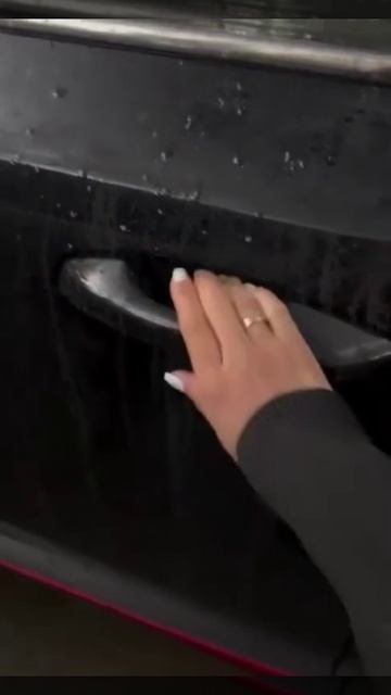 Мойки в Туапсе массово взвинчивают ценники после нефтяных дождей,