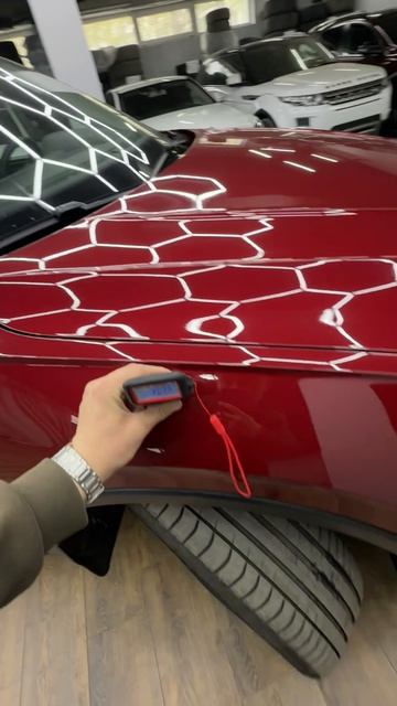 VW Tiguan красный