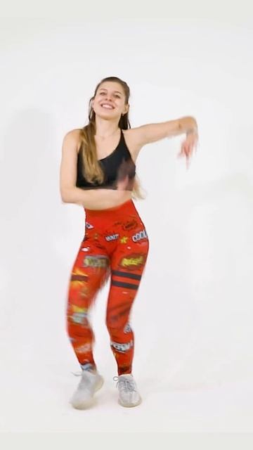 Получите бесплатно курс с разборами движений в Бачате от чемпионки России