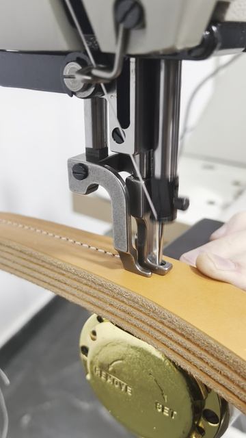 Швейная машинка для седел#Машины для тяжелых и сверхтяжелых материалов