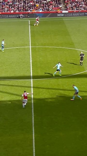 GOALKEEPER TO GOAL IN A FLASH!