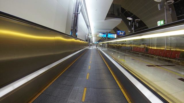 038▪️Работающий эскалатор ▪️Футажи ▪️Аэропорт