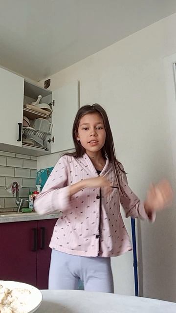 Марьяна Локель, у неё  лучше.