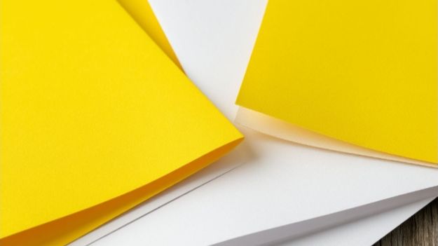 Желтая корзинка из фоамирана