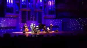 Ariel Ardit -  Solo Tango Orquesta «Que tango hay que cantar»