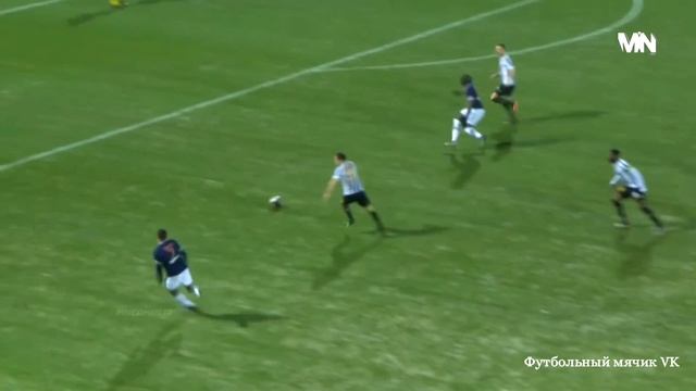 📹 Неймар младший 👑: Мастерство высшего уровня, невероятный дриблинг и эффектная игра.