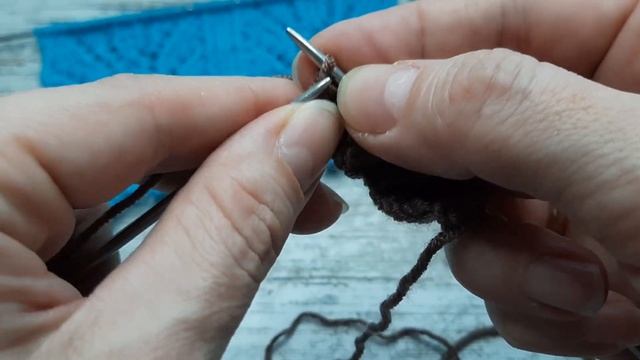 Очень красивый и простой ажурный узор спицами. Вязание спицами для начинающих.