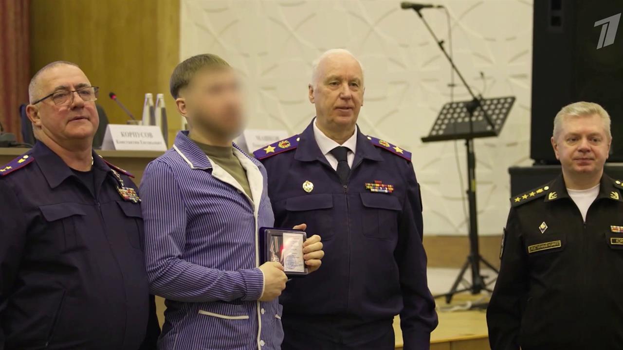 Александр Бастрыкин встретился с военнослужащими в госпитале имени Мандрыка