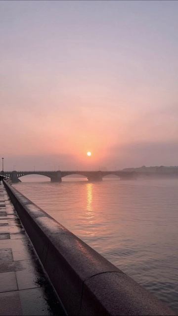 Закат над рекой #природа #закат