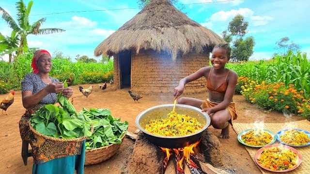 Африканская деревенская жизнь в большой семье. Готовим горячий ужин. Жизнь в Кении