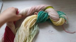 ВЛОГ // Красим пряжу, гуляем, экспериментируем с тестом из Глобуса