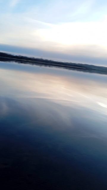 25-04 яр Байкал зеркальная вода