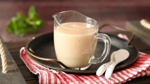 Белый соус к рыбе на рыбном бульоне - простой домашний рецепт