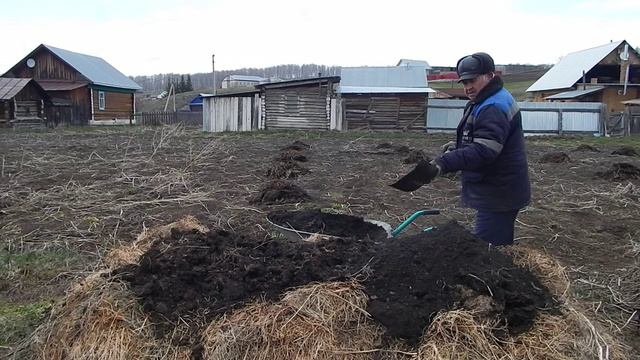 Грядки на компостах для быстрого получения удобрения
