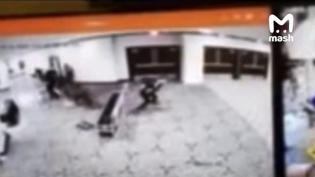 Трамп выложил момент стрельбы на приёме журналистов при Белом доме