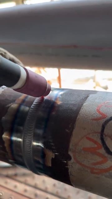 Аргонодуговая сварка в среде защитного газа