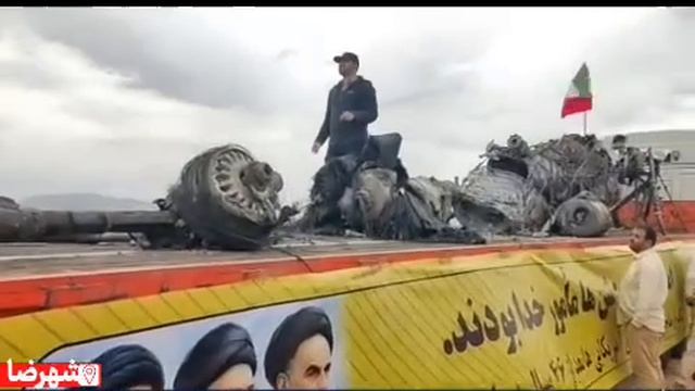 В иранском городе Шахрез открылась выставка трофейной американской военной техники.