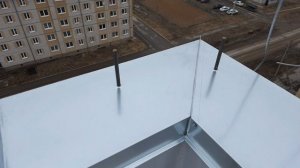 Парапеты на плоской кровле.