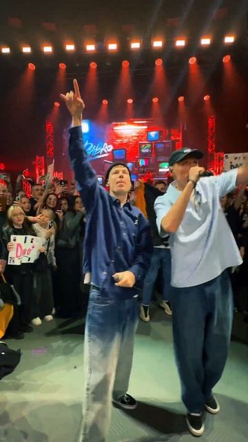 Кто пропустил вчерашний концерт в Питере, мы вам не завидуем