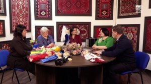 На улице Дружбы.