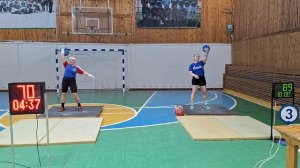 Соревнования г. Советский Рывок 14 кг. Асадурян Светлана - 132;  Кашлачева Екатерина - 135