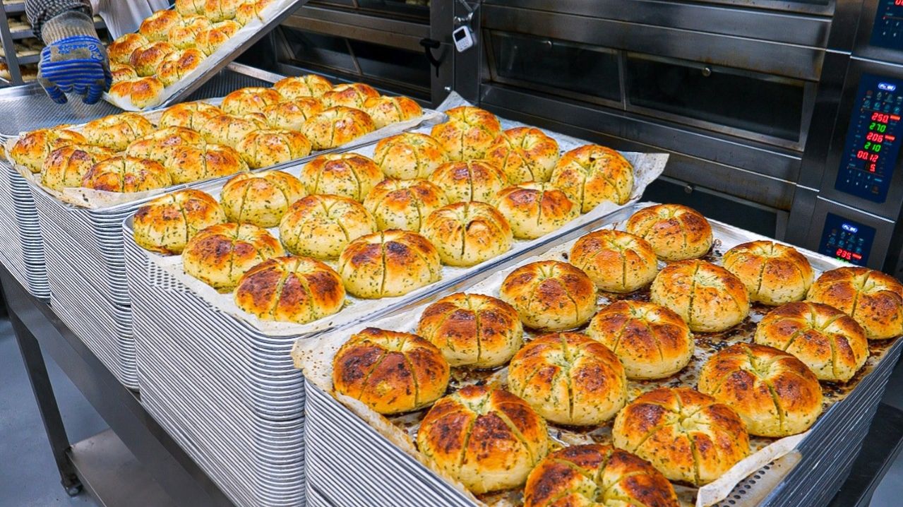 Хрустящий снаружи, кремовый внутри – сырный бейгл-рай, Корейская еда