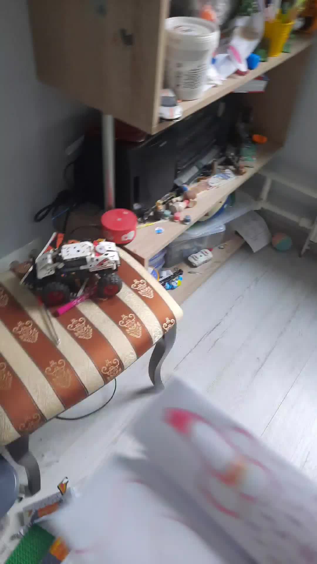 драконы играют в правду или действие с Алисой