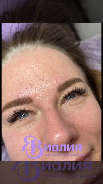 Преображение с наращиванием ресниц