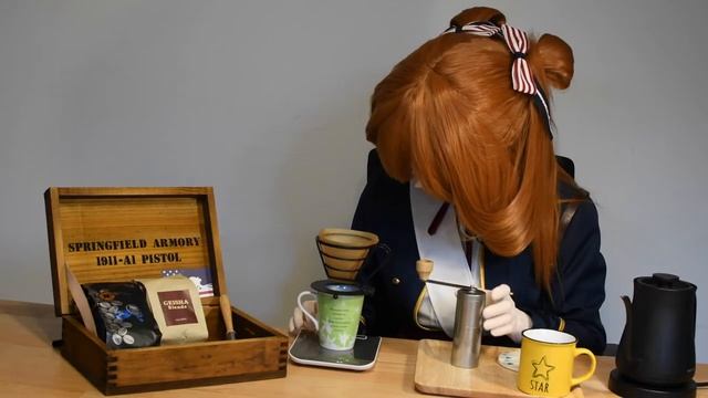 Доброе утро кигуруми косплэй-стайл.) Kigurumi Cosplay Springfield's Morning Coffee.
